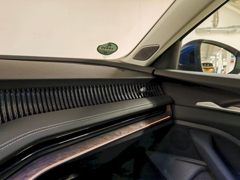 Škoda Superb (2025) Combi 2.0 TDI 142 kW DSG 4x4 L - fotka 6 z 32