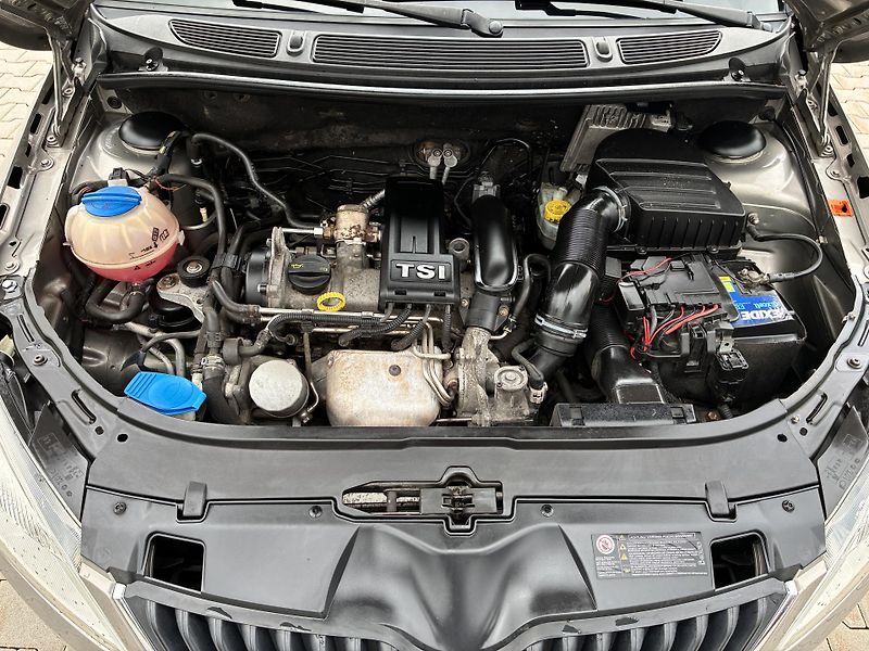 Škoda Fabia 1.2TSI 63kW,digi.KLIMATIZACE - fotka 26 z 27