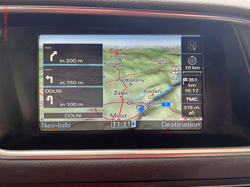 Audi Q5 (2010) 3.0 TDi Quattro, S-line, AT - fotka 11 z 17