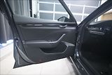 Škoda Octavia 2,0 TDI DSG VÝHŘEV 1. MAJ ČR - náhled 19
