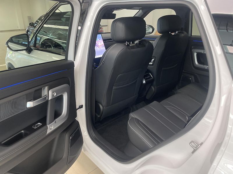 Jaecoo 7 (2026) JAECOO 7 EXCLUSIVE 4x4 1,6TGDI - fotka 11 z 48