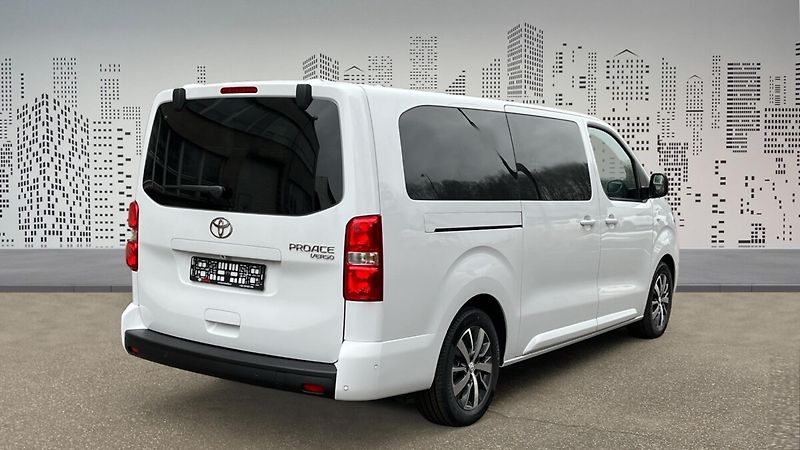 Toyota ProAce Verso 2,0D 6MT Family 8S - fotka 4 z 8