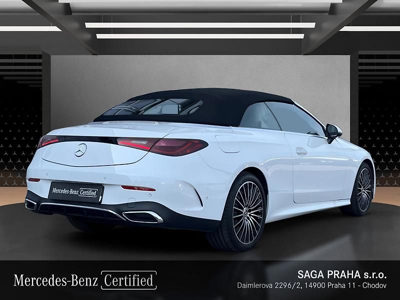 Mercedes-Benz CLE 450 4MATIC kabriolet AMG Line - fotka 4 z 22