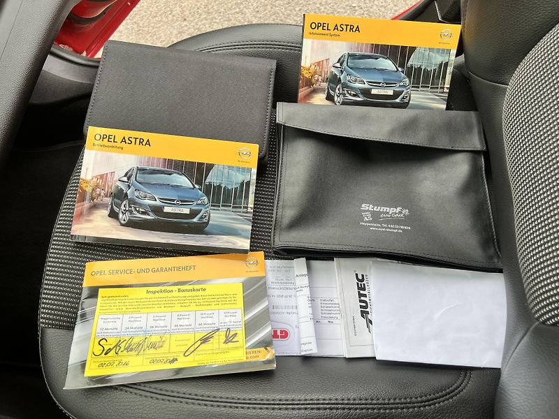 Opel Astra 1.6 TURBO 125KW,EXCLUSIVE,1MAJ - fotka 38 z 43