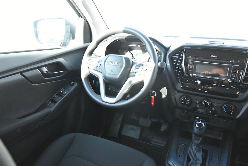 Isuzu D-Max (2025) DoubleCab L AT - fotka 14 z 21