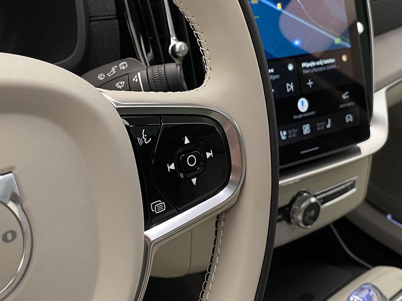 Volvo XC90 (2026) B5 AWD AUT BRIGHT PLUS 7míst - fotka 28 z 70