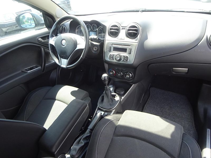 Alfa Romeo MiTo 1.4i 70kW KLIMA  - fotka 10 z 29