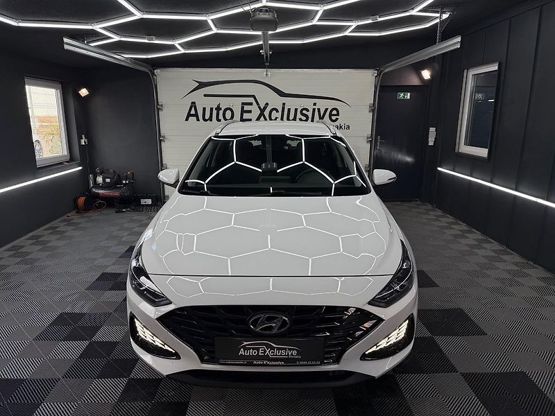 Hyundai i30 (2022) CW 1.5 T-GDi mHEV Family DCT - fotka 2 z 25