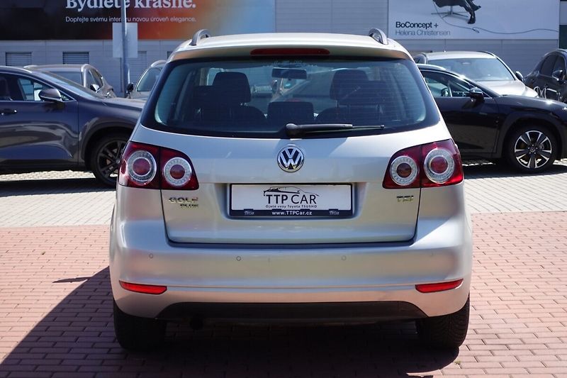 Volkswagen Golf Plus 1,2TSI 77kW M/T Comfort - fotka 5 z 27