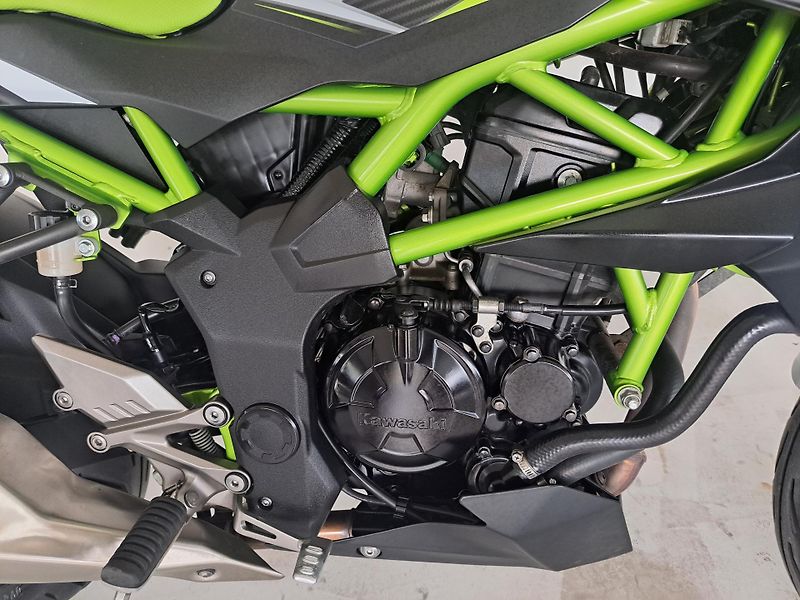 Kawasaki Z 125 ABS - fotka 13 z 14