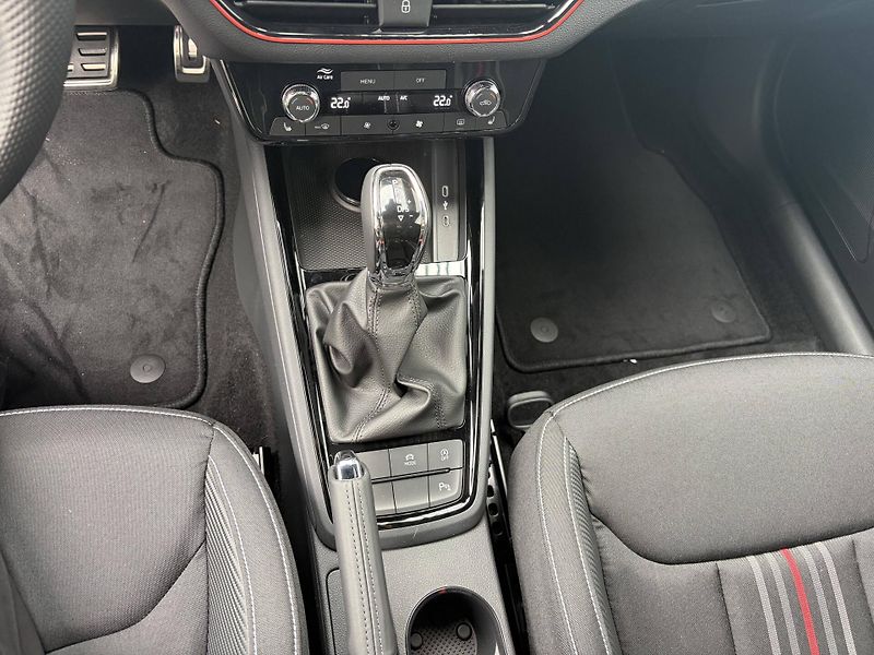 Škoda Kamiq (2026) Monte Carlo 7DSG 1,0TSI - fotka 11 z 24