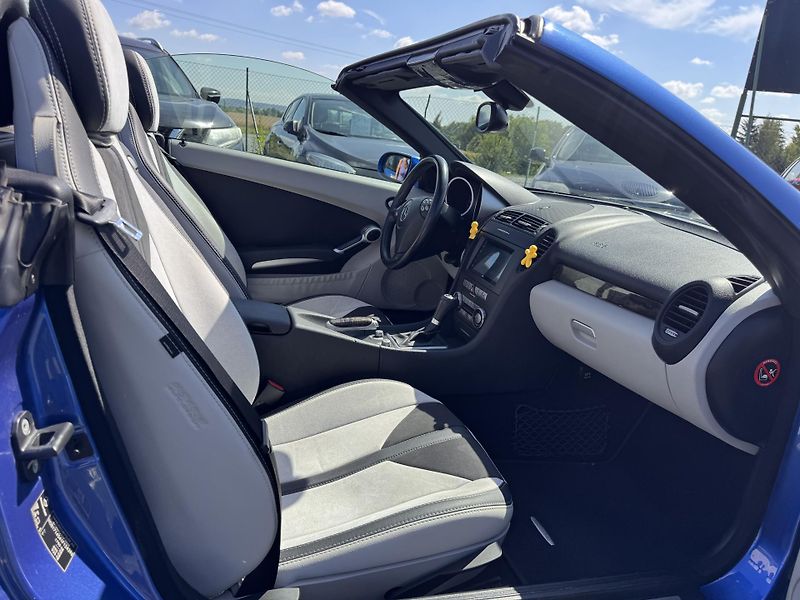 Mercedes-Benz SLK 280, R171, 170 kW - fotka 16 z 19