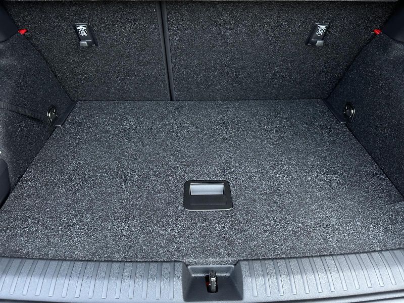Škoda Kamiq 1.0TSi 116PS Selection 2Z.KLIM - fotka 36 z 37