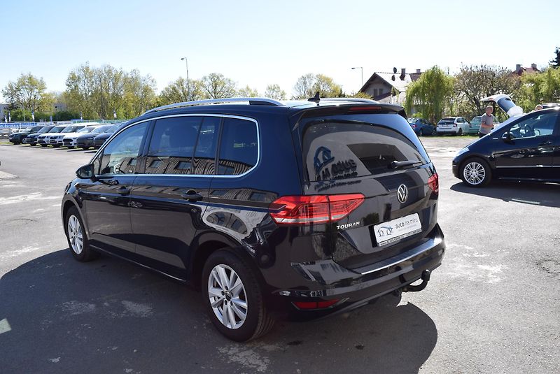 Volkswagen Touran (2021) 2.0TDI 110kw DSG 7MÍST HIGHLIN - fotka 12 z 50
