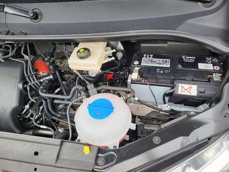 Volkswagen Crafter (2021) 35 2.0 TDI 130KW 8st.Automat 4 - fotka 45 z 47