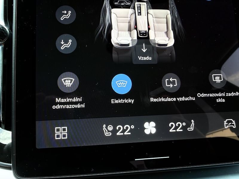 Volvo XC90 T8 AWD RECH. PLUS BRIGHT +kola - fotka 54 z 58