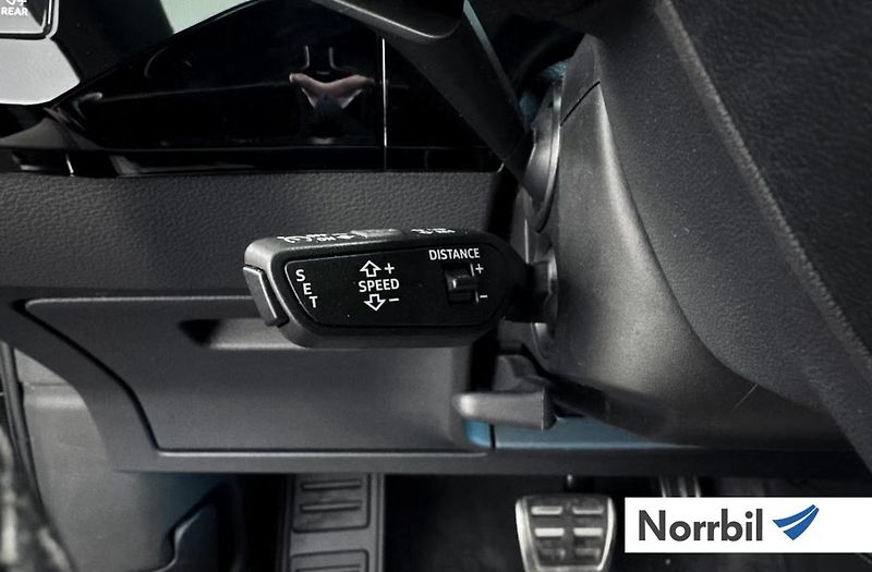 Audi Q8 e-tron 55 Q 360k 4 zóny Pano Matrix - fotka 17 z 22