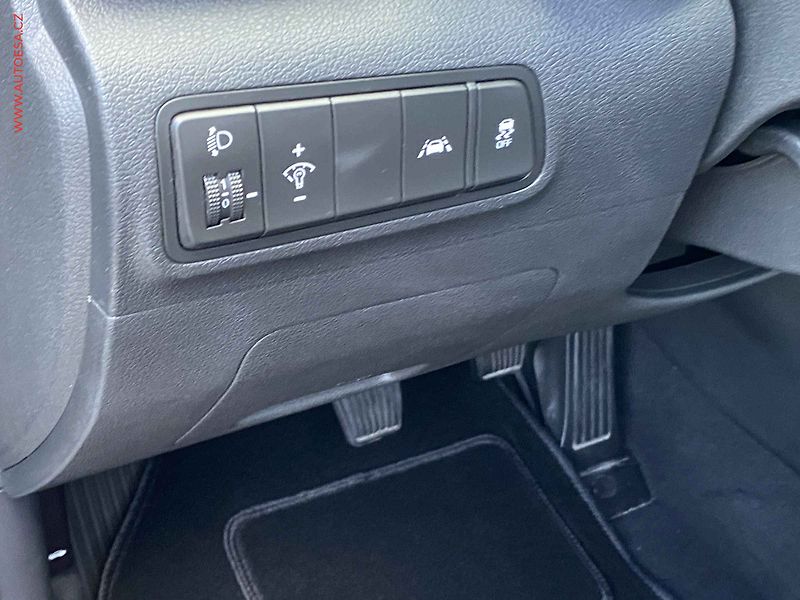 Hyundai Tucson (2019) 1.6 CRDi, Navi, kamera - fotka 12 z 20