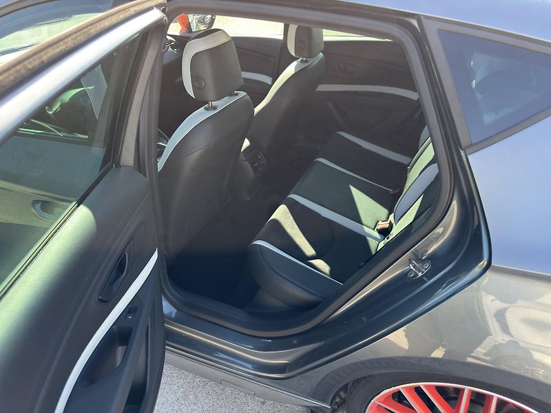 Seat Leon - fotka 5 z 9