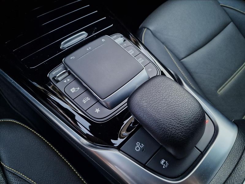 Mercedes-Benz Třídy A A45 S AMG 4Matic+,ČR,1.Maj. - fotka 37 z 50