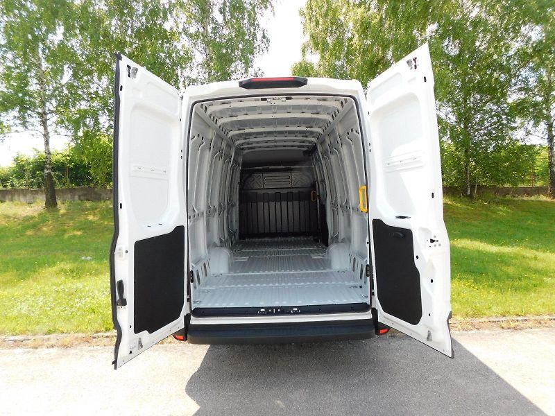Iveco Daily (2025) 35S18H V 16m3, klima - fotka 7 z 8