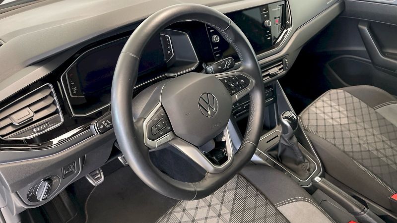 Volkswagen Taigo (2025) R-Line 1.0TSI 85kW - fotka 20 z 31