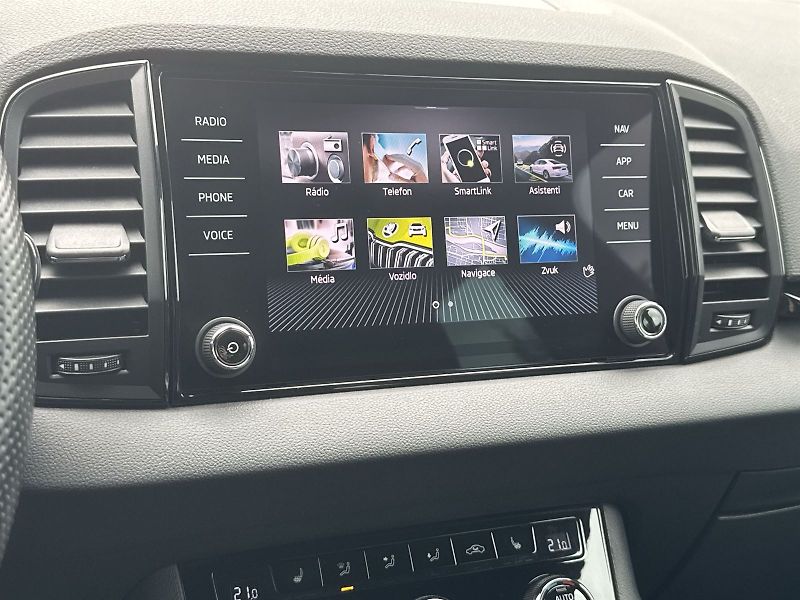 Škoda Karoq (2022) 2.0 TSI 4x4 DSG SportLine - fotka 13 z 35