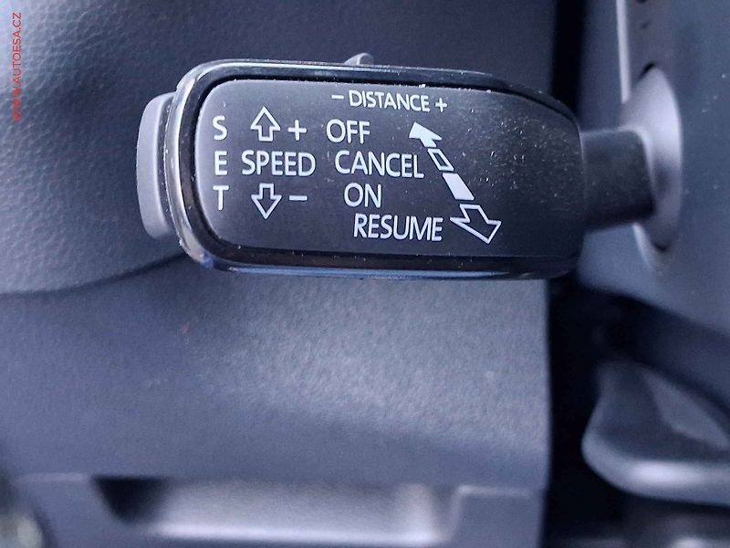 Škoda Karoq (2022) 1.5 TSi, 1.maj,ČR, Style,DSG - fotka 14 z 19