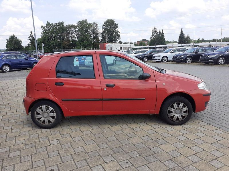 Fiat Punto (2005) 1.2 ČR - fotka 3 z 21
