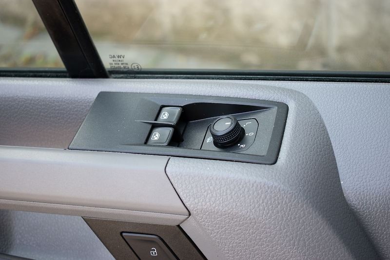 Volkswagen Crafter 2.0 TDI L2H2*VZDUCH*KAMERA*DPH - fotka 8 z 27