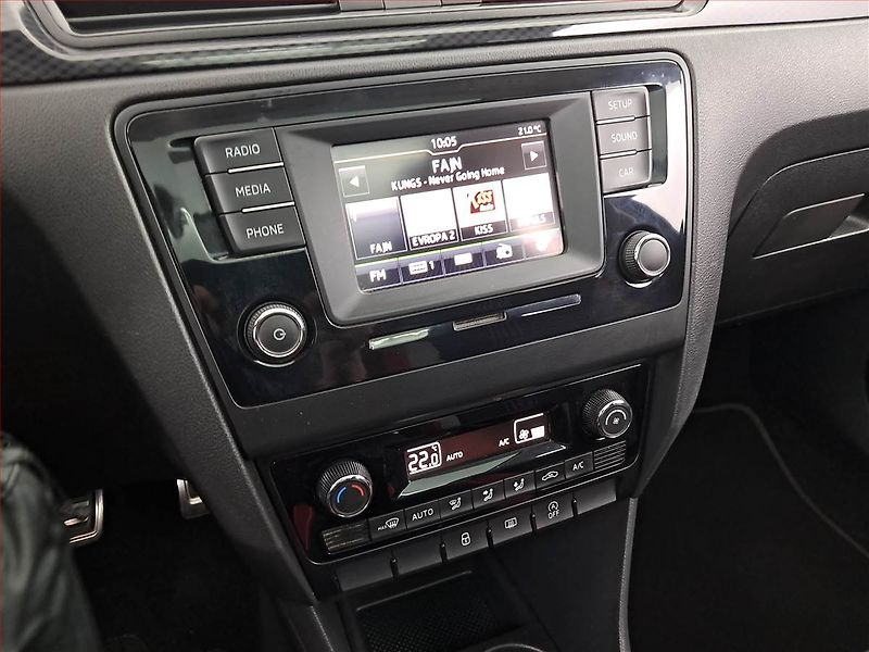 Škoda Rapid (2015) Spaceback 1.2 TSI - fotka 12 z 17