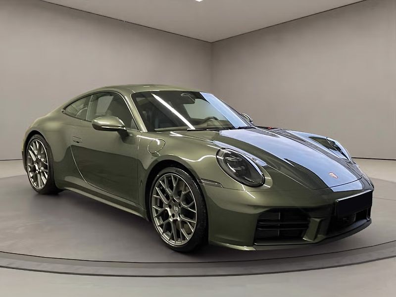 Porsche 911 (2026) Carrera 4S Lift InnoDrive BOSE - fotka 3 z 21