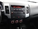 Mitsubishi Outlander (2012) 2.2 DI-D, 4X4, Automat - náhled 10
