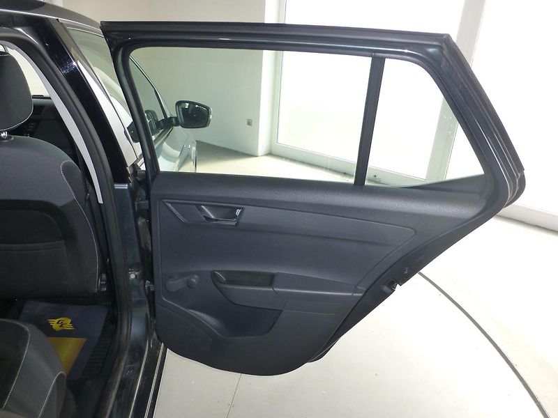 Škoda Fabia (2016) 1,2i-66KW*KLIMA**VYHŘ.SEDADLA* - fotka 18 z 23