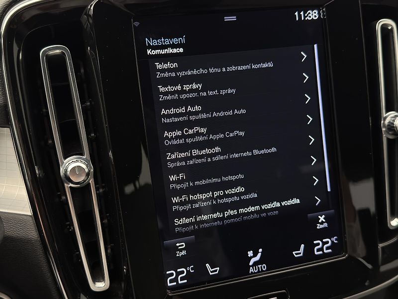 Volvo XC40 D3 MOMENTUM AUT  - fotka 36 z 46
