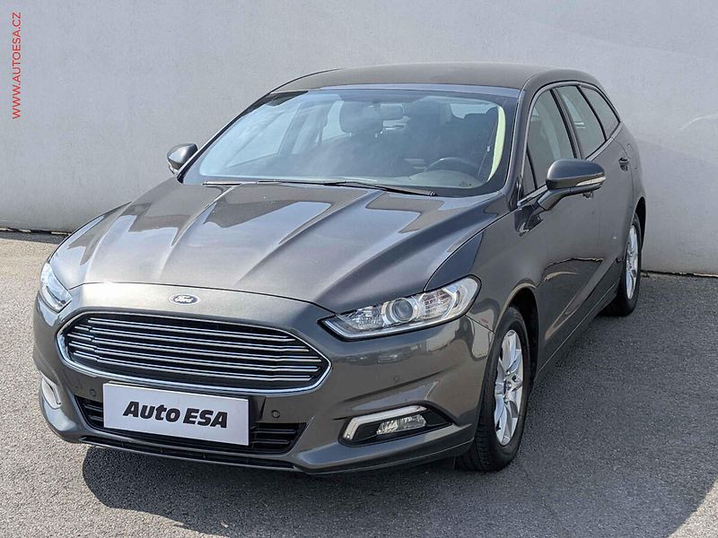 Ford Mondeo (2017) 1.5 EB, AC, tempo, park.asist - fotka 3 z 15