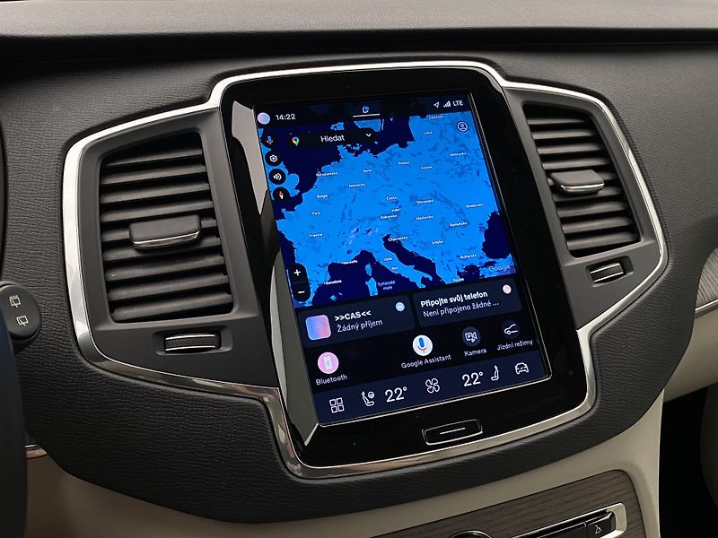 Volvo XC90 B5 AWD CORE AUT CZ 7M - fotka 9 z 63