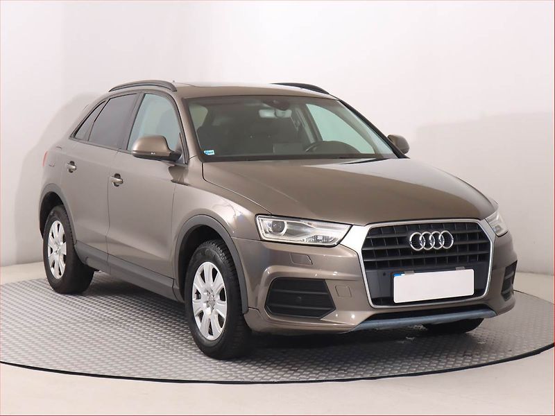 Audi Q3 (2016) 2.0 TDI, Automat, Serv.kniha - fotografie inzerátu
