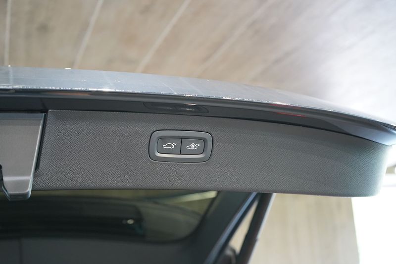 Volvo XC90 T8 PLUS Bright, Ventilace, 360 - fotka 16 z 49
