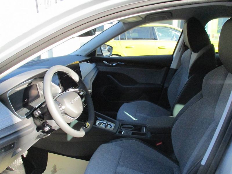 Škoda Octavia Combi Top Selection 2,0TDI 110 - fotka 9 z 14