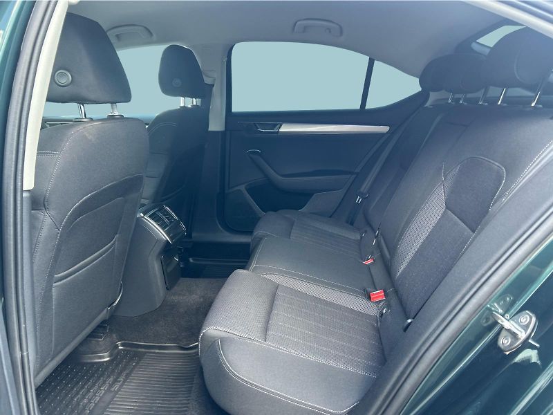 Škoda Superb 2.0TDI 147kW DSG - fotka 12 z 25