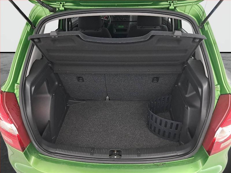 Škoda Fabia (2011) Sport 1.2 TSI - fotka 13 z 14