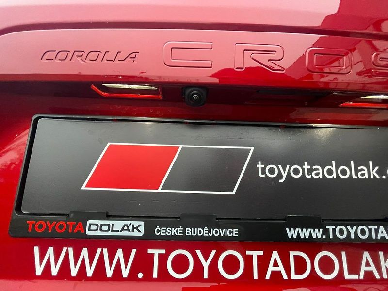 Toyota Corolla Cross 2.0 Hybrid 4x4 GR SPORT - fotka 11 z 27