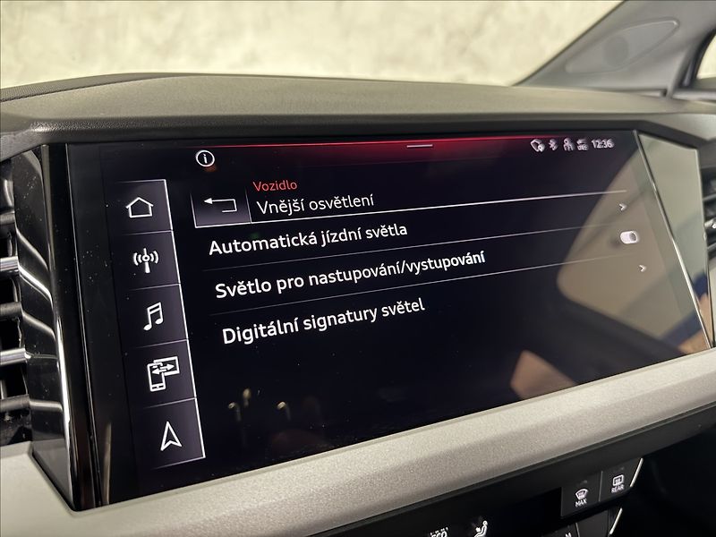 Audi Q4 e-tron 35 125kW Sport LED Matrix - fotka 29 z 47
