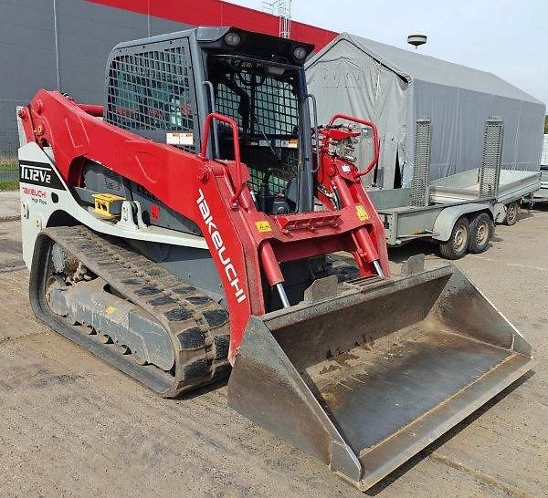 Takeuchi (2025) TL12 Hi-Flow 6t pásový smykáč - fotka 9 z 9