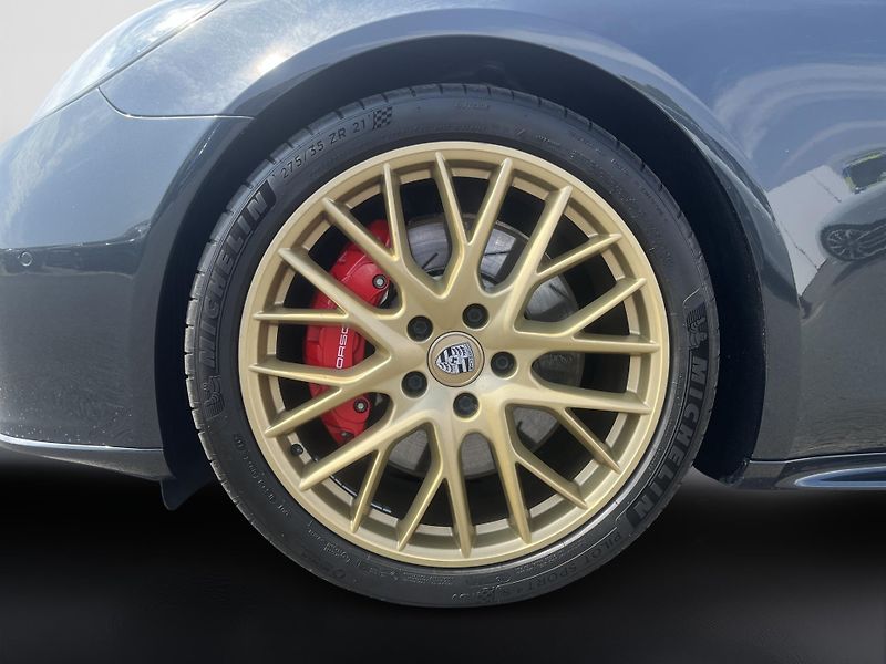 Porsche Panamera GTS - fotka 14 z 29
