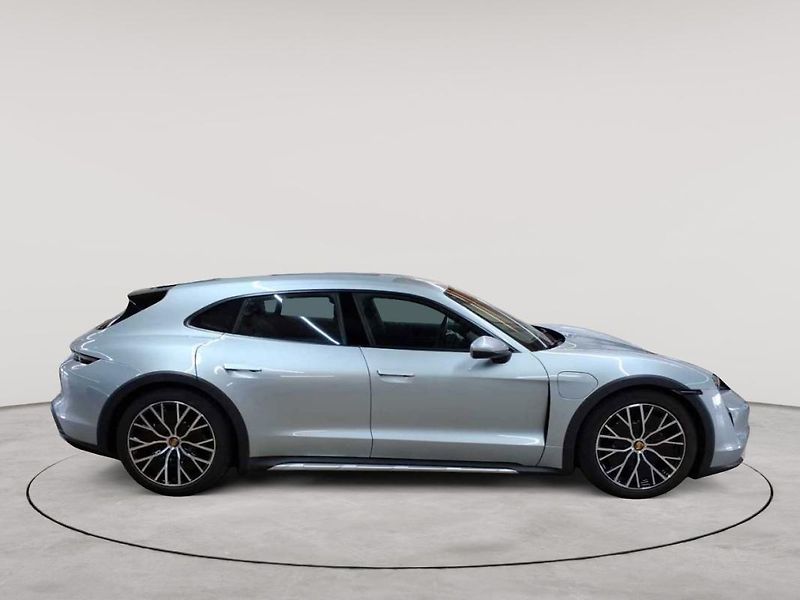 Porsche Taycan Cross Turisno 4 93kWH - fotka 6 z 14