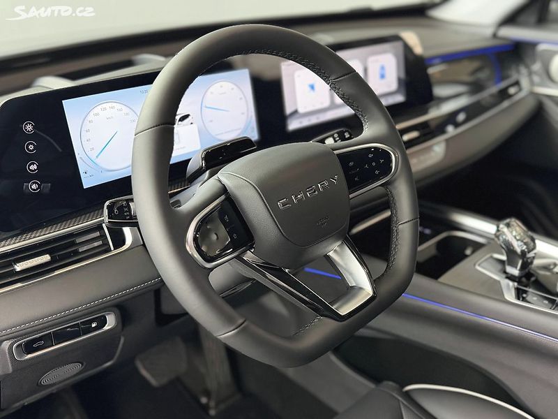 Chery Tiggo 7 PHEV UNIQUE 1,5 T-GDI - fotka 14 z 17