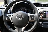 Toyota Yaris 1,5 Hybrid, Automat - náhled 16