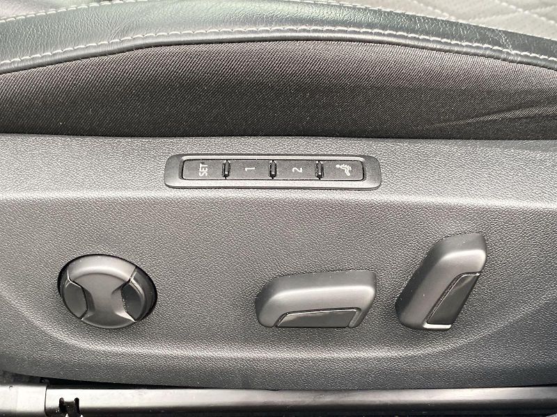 Škoda Octavia (2022) 2.0 TSI DSG RS - fotka 23 z 38